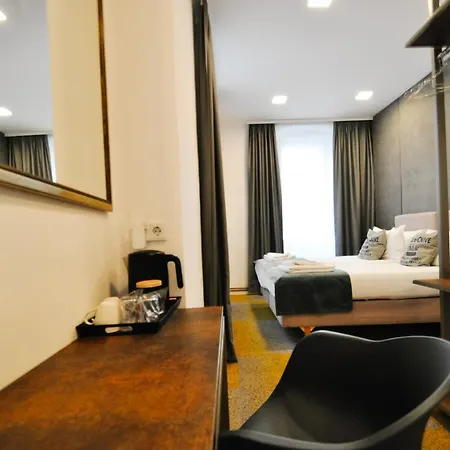 Heritage Petrakija Hotel 3*